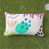 モダンカラフル抽象芸術パターン。 アウトドアクッション (芝生)