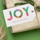 モダンカラフルJoy Christmas Trees ギフトタグ<br><div class="desc">これらのスタイルはっきりしたのカラフルギフトのラベルとモダンこのホリデーシーズンの声明を作る。赤、緑、ライム読、アクアブルー、黄金色、マゼンタピンクに重なるティッシュペーパーデザインを持つJOYのタイポグラフィを特徴としている。背中には重なり合うクリスマスツリーの紙パターンが含まれる。</div>