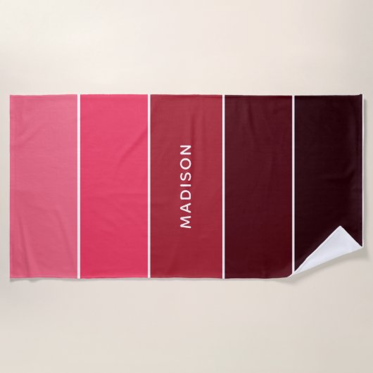 モダンカラフルPinks Colorblock名パーソナライズされた ビーチタオル (正面)