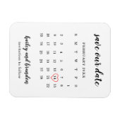 モダンカレンダーの赤いハートの結婚式Save the Date マグネット (横)
