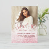 モダンガーリーバラ金ゴールドグリッターシック写真甘い16 招待状 (スタンド正面)