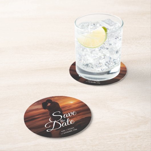 モダンクラシック写真エレガントな結婚式の日付を保存 ラウンドペーパーコースター (インサイチュ)