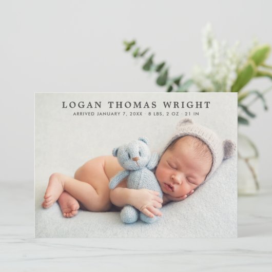 モダンクラシック男の赤ちゃんフォトコラージュ誕生 案内状 (スタンド正面)