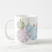 モダンクリスマスのパステルオーナメントと星 コーヒーマグカップ (左)