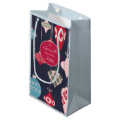 モダンクリスマスオーナメントデザインパーソナライズされた スモールペーパーバッグ (正面アングル)