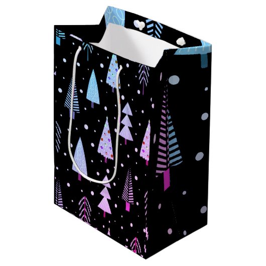 モダンクリスマスツリーパープルピンクブラック ミディアムペーパーバッグ (正面アングル)