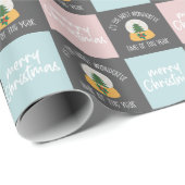 モダンクリスマスピンクと青のパターン ラッピングペーパー (ロールコーナー)