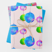 モダンクリスマスブルーとピンクのカラフルアートデザイン ラッピングペーパーシート (インサイチュ)