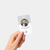 モダングレーオフィス社員写真IDカードQR バッジ (手持ち)