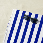 モダンコバルトブルーと白航海のストライプ色 ビーチタオル (インサイチュ)