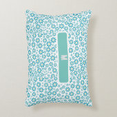 モダンコンテンポラリーデイジー花イニシャル アクセントクッション (正面(垂直))