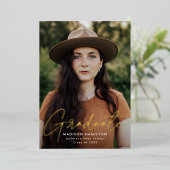 モダンゴールドスクリプト写真卒業発表 箔招待状 (立ち正面)