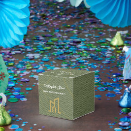 モダンゴールドハウス不動産 オリーブグリーンの不動産仲介人 フェイバーボックス