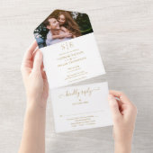 モダンゴールドモノグラム写真ウェディング オールインワン招待状 (貼ってはがせる)