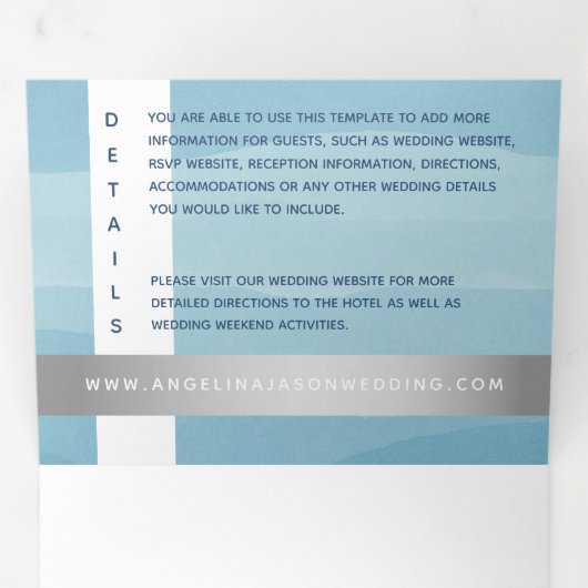 モダンシルバーブルータイポグラフィ結婚写真 三つ折り招待状 (内部最初)