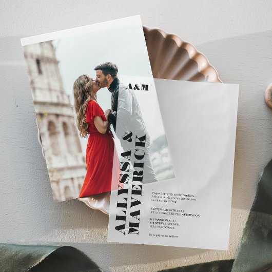 モダンシンプルはっきりしたエレガント白黒婚約 ベラム紙招待状