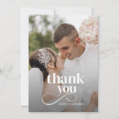 モダンシンプルエレガント結婚タイポグラフィ サンキューカード (正面)