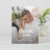 モダンシンプルエレガント結婚タイポグラフィ サンキューカード (スタンド正面)