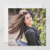 モダンシンプルゴールデンレッド卒業パーティー 招待状 (裏面)