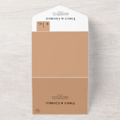 モダンシンプルテラコッタモノグラムエレガントウェディング オールインワン招待状 (外側)