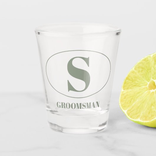 モダンシンプルモノグラムGroomsmenギフト結婚ズ ショットグラス (正面)