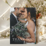 モダンシンプル写真の結婚サンキューカードWノート サンキューカード<br><div class="desc">ポートレートシンプルモダン結婚のサンキューカードとノート。</div>