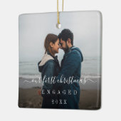 モダンシンプル初めてのクリスマス婚約した セラミックオーナメント (左)