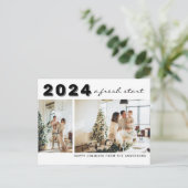 モダンシンプル年Aの新しいスタート2つの写真の休日 ポストカード (スタンド正面)