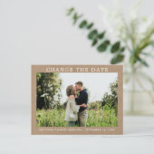 モダンシンプル日付の変更Kraft ポストカード (スタンド正面)