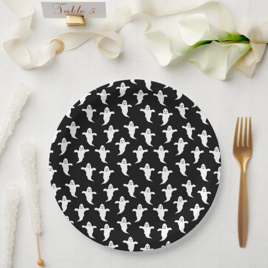 モダンシンプル黒と白の幽霊ハロウィーン ペーパープレート (ウェディング)