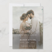 モダンスクリプトのエレガントな結婚式の写真付きSave The Date 招待状 (正面)