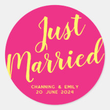 モダンスクリプトのピンクのJust Married
