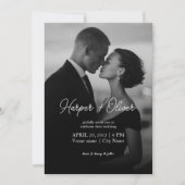 モダンスクリプトの名前のモノクロ写真の結婚式 招待状 (正面)