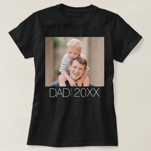 モダンスクリプト写真パパ設立 Tシャツ (デザイン正面)