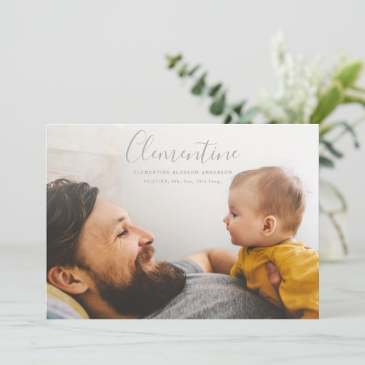 モダンスクリプト名フォト水玉模様誕生 案内状 (スタンド正面)