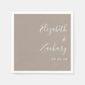 モダンスクリプト結婚Taupe スタンダードカクテルナプキン (正面)
