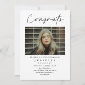 モダンスクリプト3枚の写真コラージュ卒業パーティー 招待状 (裏面)