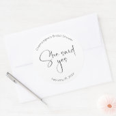 モダンスクリプト ブライダルシャワー シーセッド・イエス ラウンドシール (封筒)