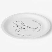 モダンスクリプト ブライダルシャワー 彼女はイエスと言った ペーパープレート (アングル)