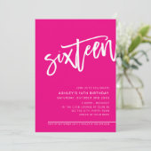 モダンスクリプト 16歳の誕生日パーティー ホットピンク 白 招待状 (スタンド正面)