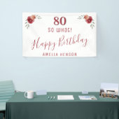 モダンスクリプト So what 80歳の誕生日パーティー フローラル 横断幕 (トレードショー)