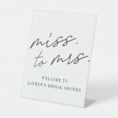 モダンスクリプ恋しく思トのMrsへのブライダルシャワーへようこそ 台座サイン (正面)