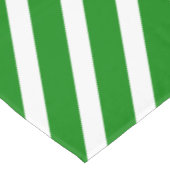 モダンストライプ | 春緑と白ストライプの テーブルクロス (アングル)