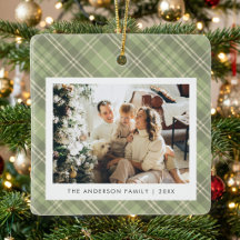 モダンセージグリーンのチェック柄の家族写真クリスマス