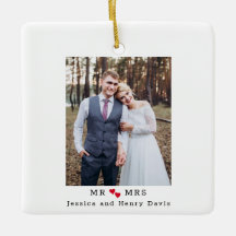 モダンタイプライター フォント 赤いハートの写真 "Mr and Mrs"