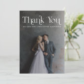 モダンタイポグラフィの見出し結婚写真 サンキューカード (スタンド正面)