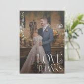 モダンタイポグラフィオーバーレイ文字と写真 | 結婚s サンキューカード (スタンド正面)