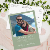 モダンタイポグラフィセージ緑ミニマル写真 ポストカード