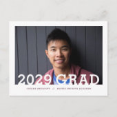 モダンタイポグラフィフォトオーバーレイ卒業パーティー 案内ポストカード (正面)