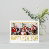 モダンタイポグラフィフォトコラージュ新年 箔シーズンポストカード (立ち正面)